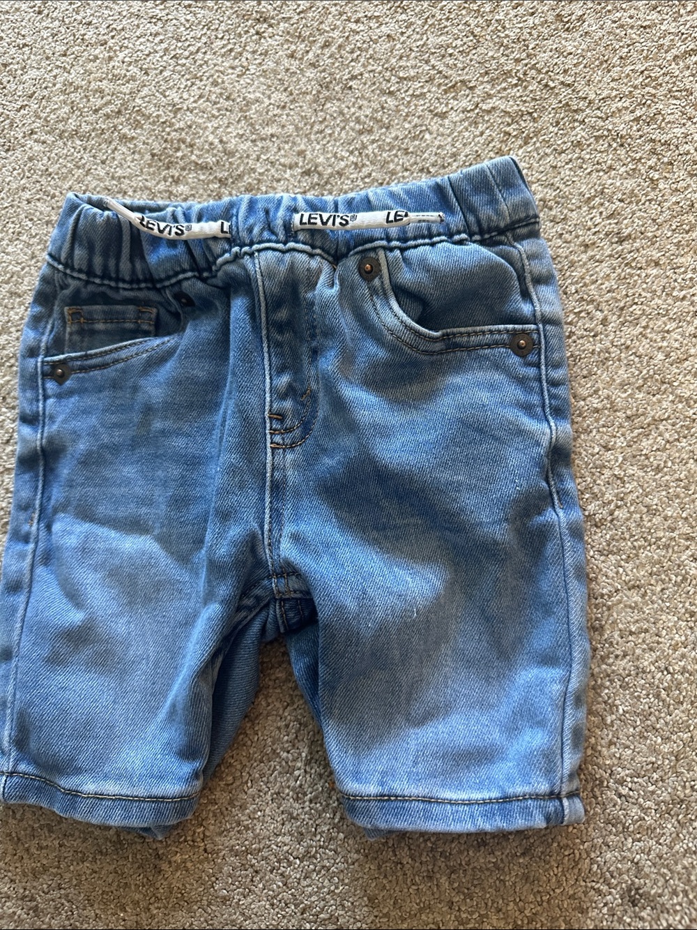 Levi's Kids Denim Elastic-Waist Light Blue Shorts skinny fit size 4T